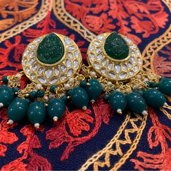 Indian necklace with earrings set - Picture 4 of 4